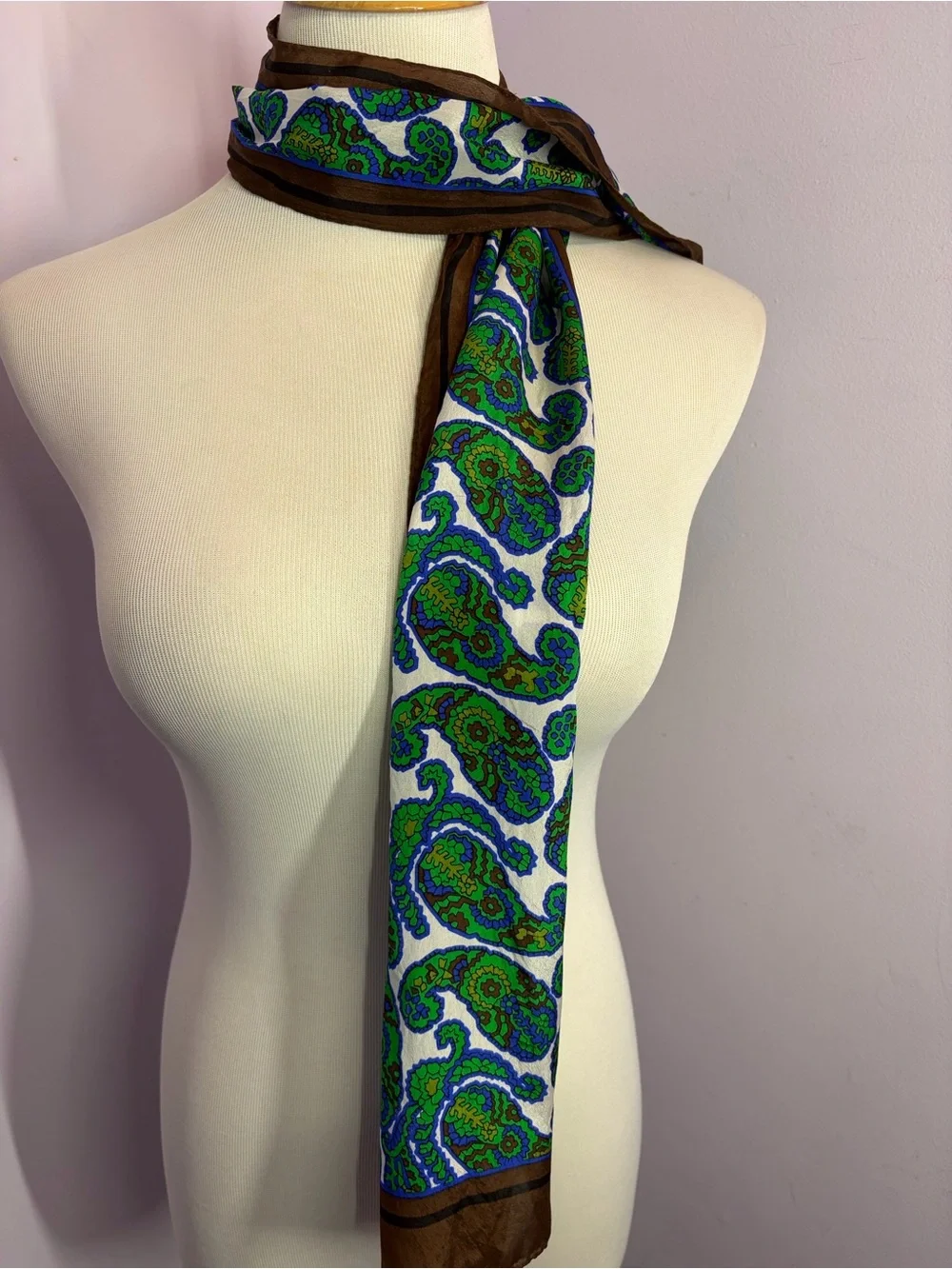 Anne Klein vintage bold